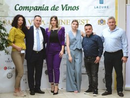 Compania de Vinos Montenegro – 4  Salon vina 3