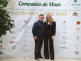 Compania de Vinos Montenegro – 4  Salon vina 4