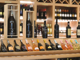 Compania de Vinos Montenegro - Wine House - 2