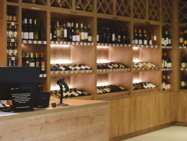 Compania de Vinos Montenegro - Wine House - 3