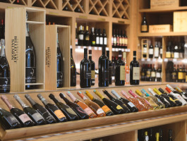 Compania de Vinos Montenegro - Wine House - 6