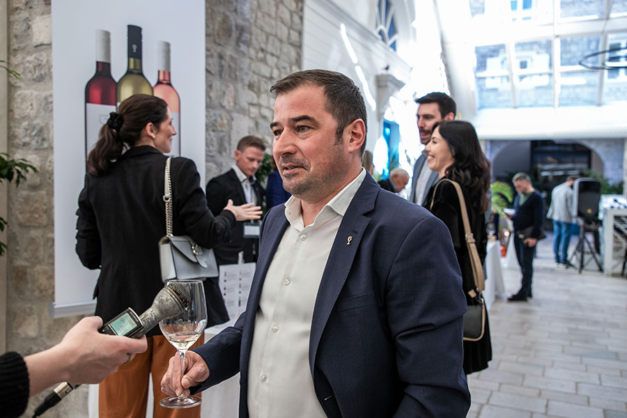 Vinarija Glaser & Glaser – Salon vina 2022 – Compania de Vinos Montenegro