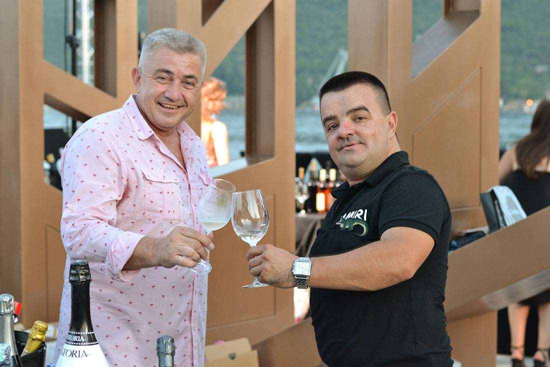 Wine Night - Compania de Vinos Montenegro